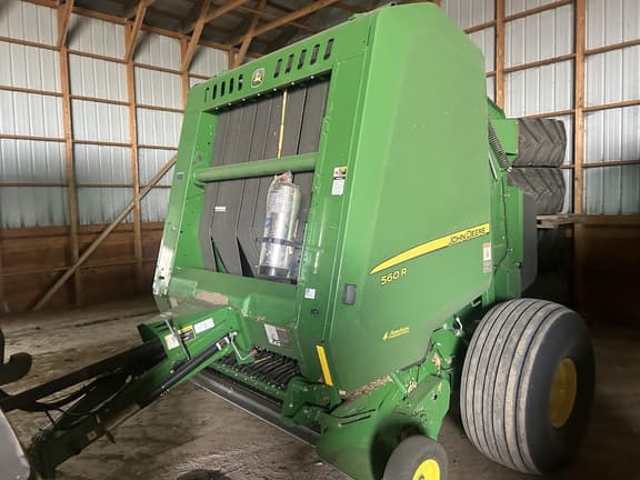 Image of John Deere 560R equipment image 1