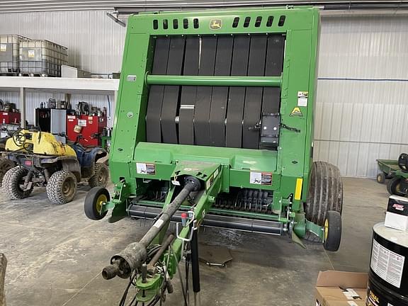 Image of John Deere 560R equipment image 2