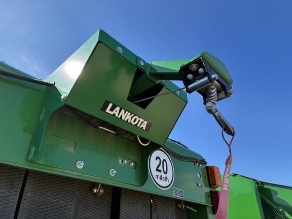 Image of John Deere 560R equipment image 3