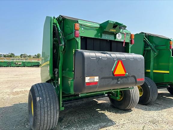 Image of John Deere 560R equipment image 4