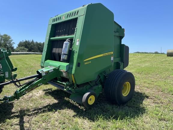 Image of John Deere 560R equipment image 1