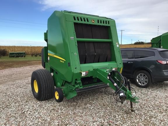 Image of John Deere 560R equipment image 2