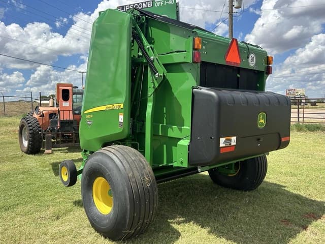 Image of John Deere 560R equipment image 2