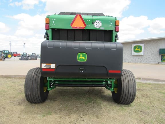 Image of John Deere 560R equipment image 3