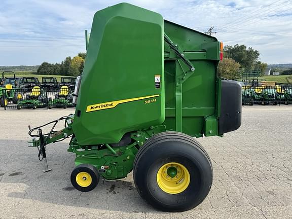 Image of John Deere 561M equipment image 4