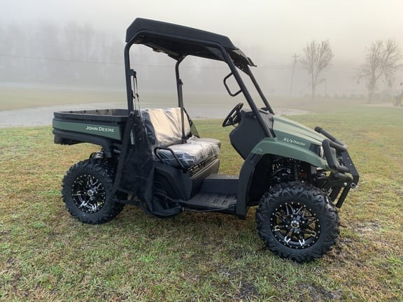 Main image John Deere XUV 590M