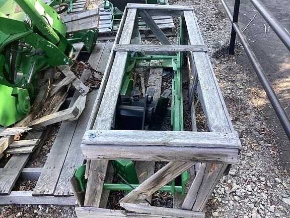 Image of John Deere 595 equipment image 3