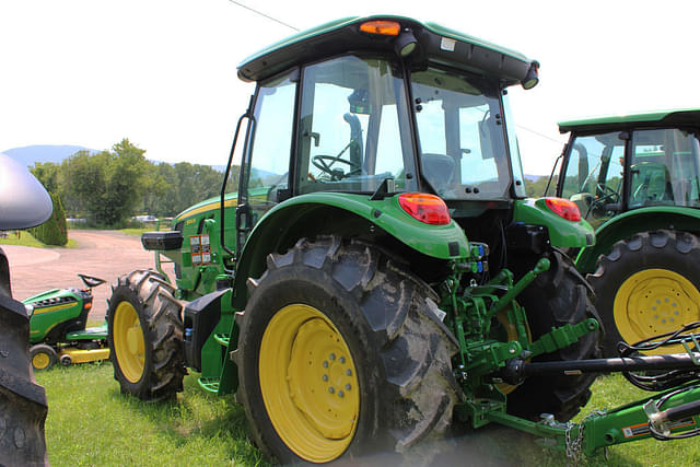 Image of John Deere 5100E equipment image 1