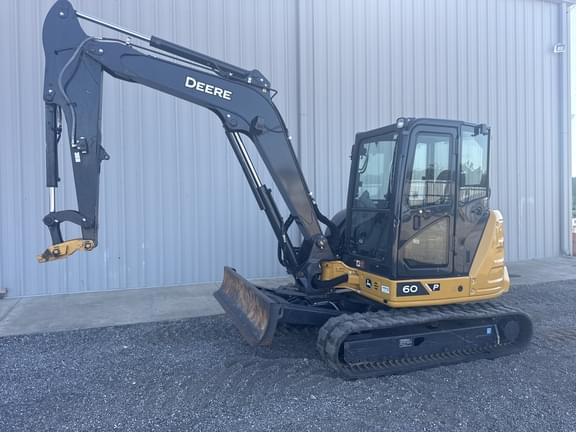 Image of John Deere 60P equipment image 1