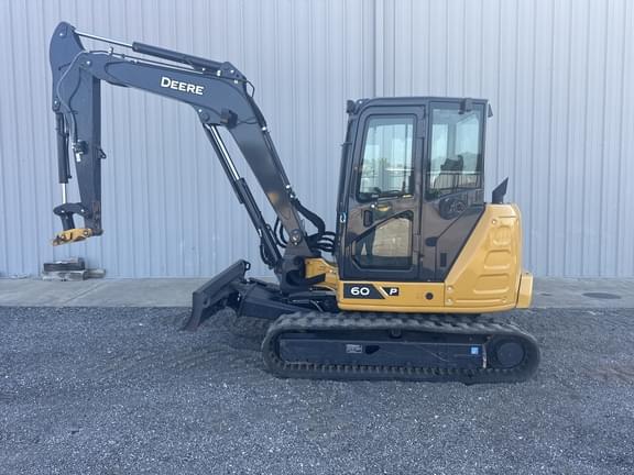 Image of John Deere 60P Primary image