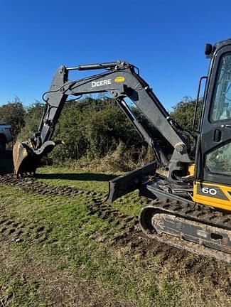 Image of John Deere 60P equipment image 3