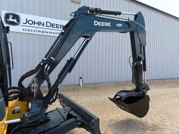 Image of John Deere 60P equipment image 3