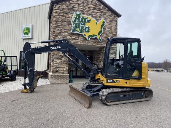 Image of John Deere 60P equipment image 1