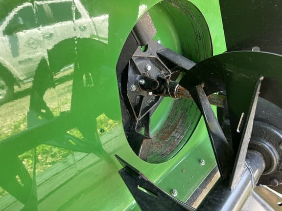 Image of John Deere 60" Snow Blower equipment image 2