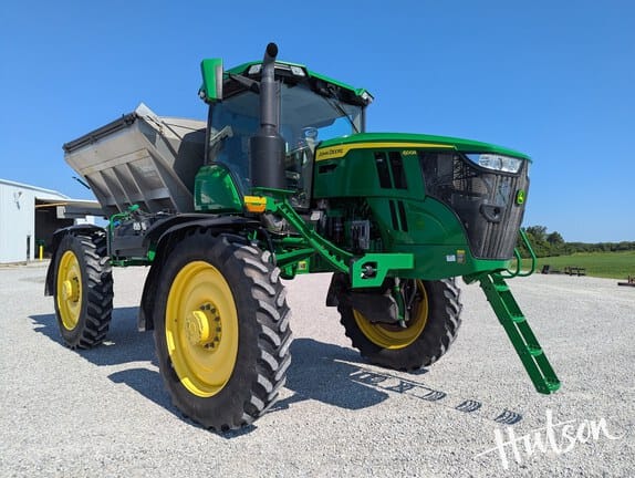2023 John Deere 600R Image