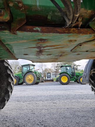 Image of John Deere 600R equipment image 4