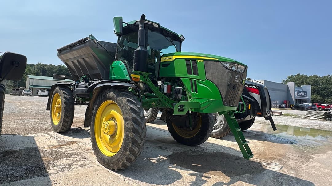 Image of John Deere 600R Primary image