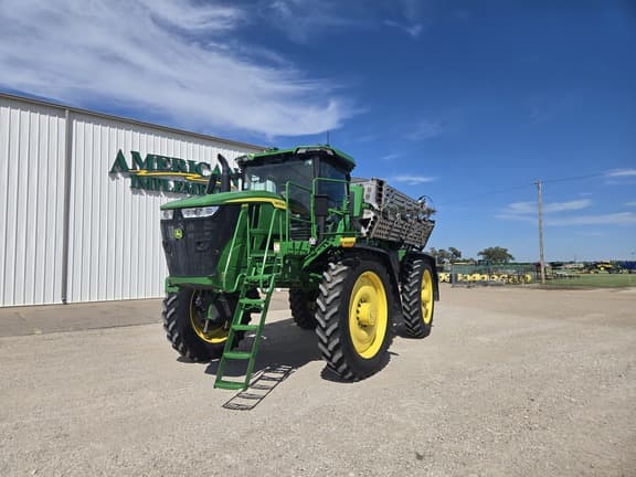 Image of John Deere 600R equipment image 1
