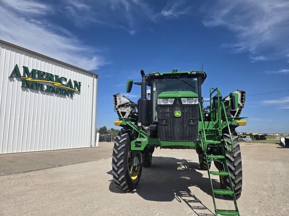 Image of John Deere 600R equipment image 2