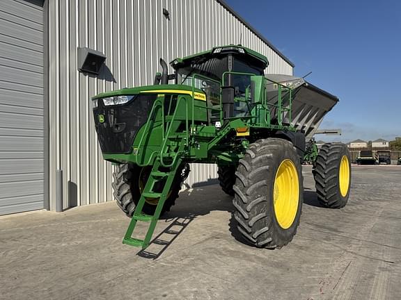 Image of John Deere 600R equipment image 2