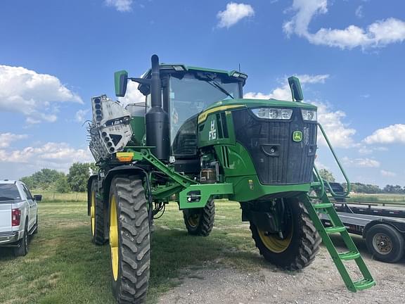 Image of John Deere 600R equipment image 2