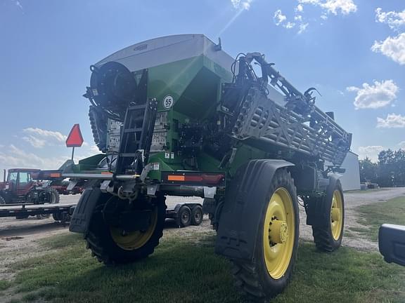 Image of John Deere 600R equipment image 4