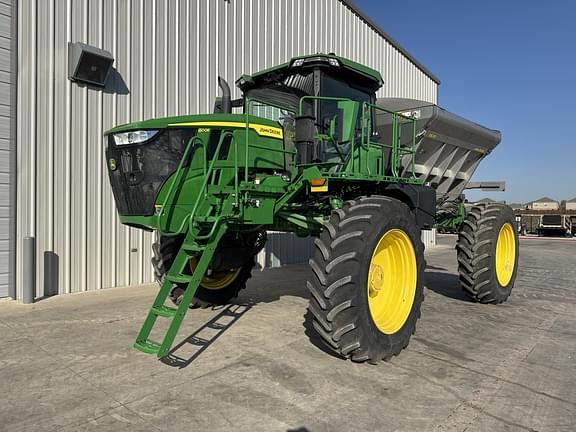 Image of John Deere 600R equipment image 2