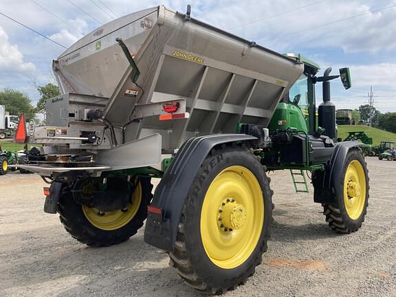 Image of John Deere 600R equipment image 3