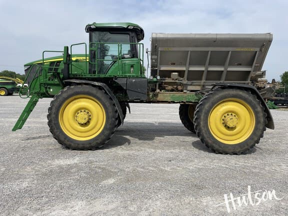 Image of John Deere 600R equipment image 4