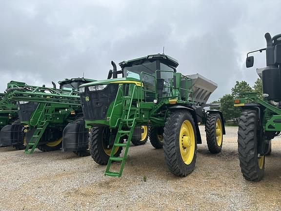 Image of John Deere 600R Primary image