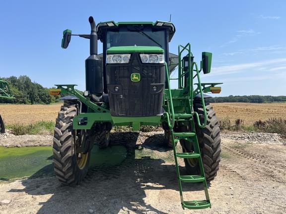 Image of John Deere 600R equipment image 3