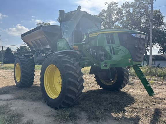 Image of John Deere 600R equipment image 3