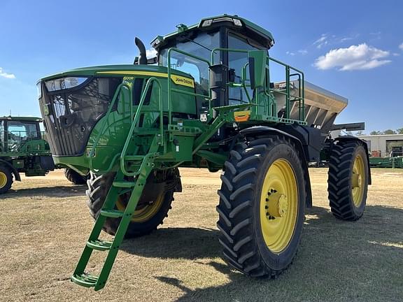 Image of John Deere 600R equipment image 1