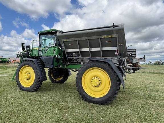 Image of John Deere 600R equipment image 2