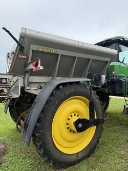 Image of John Deere 600R equipment image 2