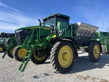 Main image John Deere 600R