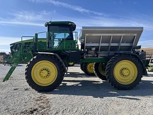 Main image John Deere 600R 6