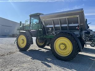 Main image John Deere 600R 7