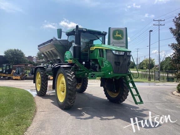 2023 John Deere 600R Equipment Image0