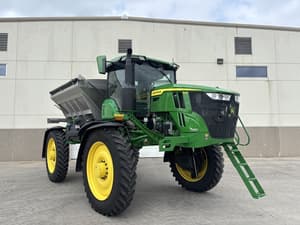 2023 John Deere 600R Image