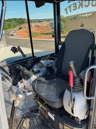Image of John Deere 60G equipment image 4