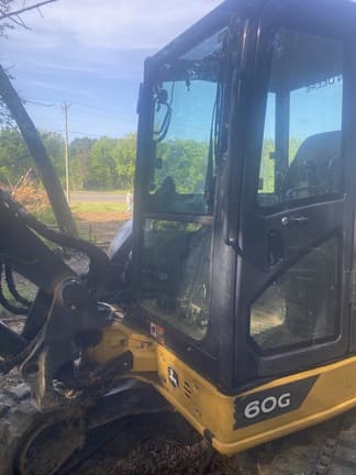 Image of John Deere 60G equipment image 4
