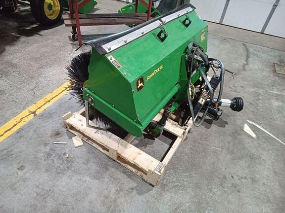 Image of John Deere 60 Heavy Duty Broom equipment image 2