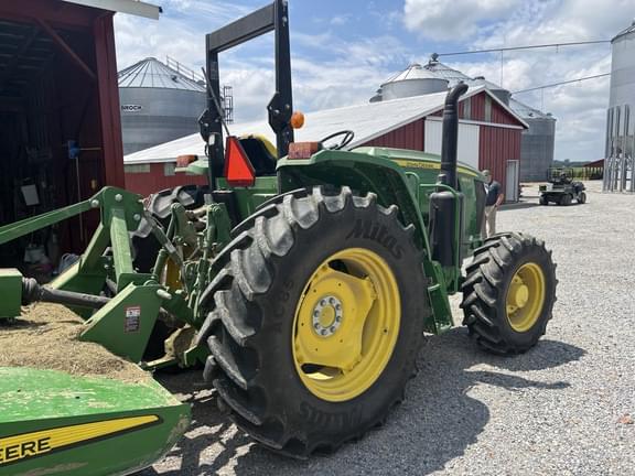 Image of John Deere 6105E Primary image