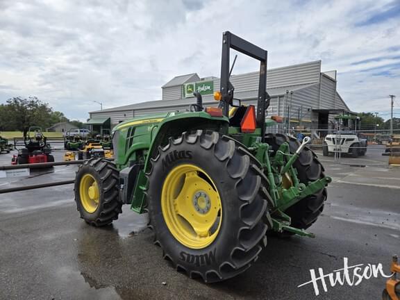 Image of John Deere 6105E equipment image 2