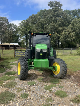 Image of John Deere 6105E equipment image 2