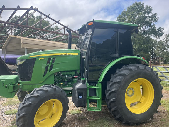 2023 John Deere 6105E Equipment Image0