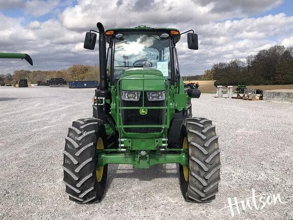 Image of John Deere 6105E equipment image 4