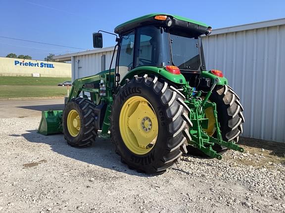 Image of John Deere 6105E equipment image 2