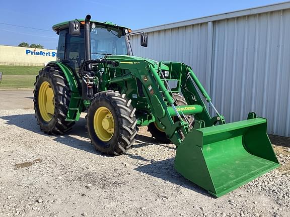 Image of John Deere 6105E equipment image 4